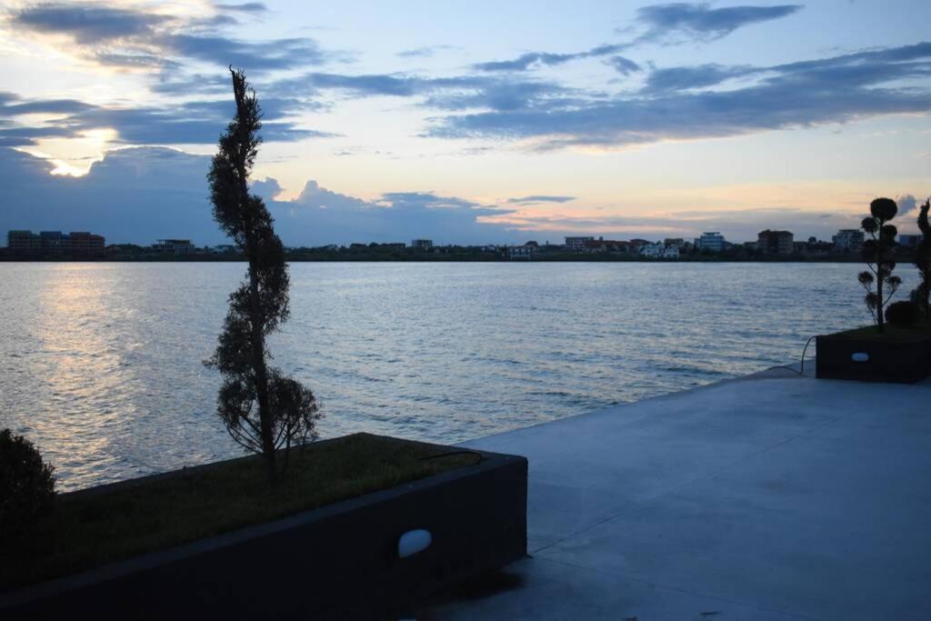 Apartment By The With A View Mamaia