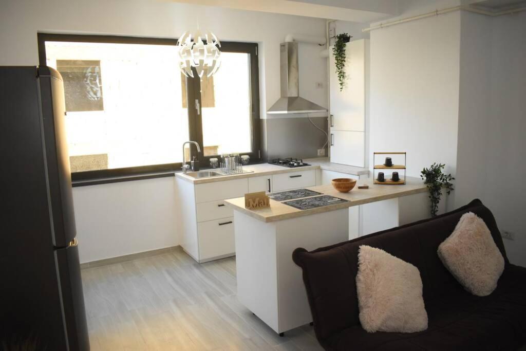 By The With A View Apartment