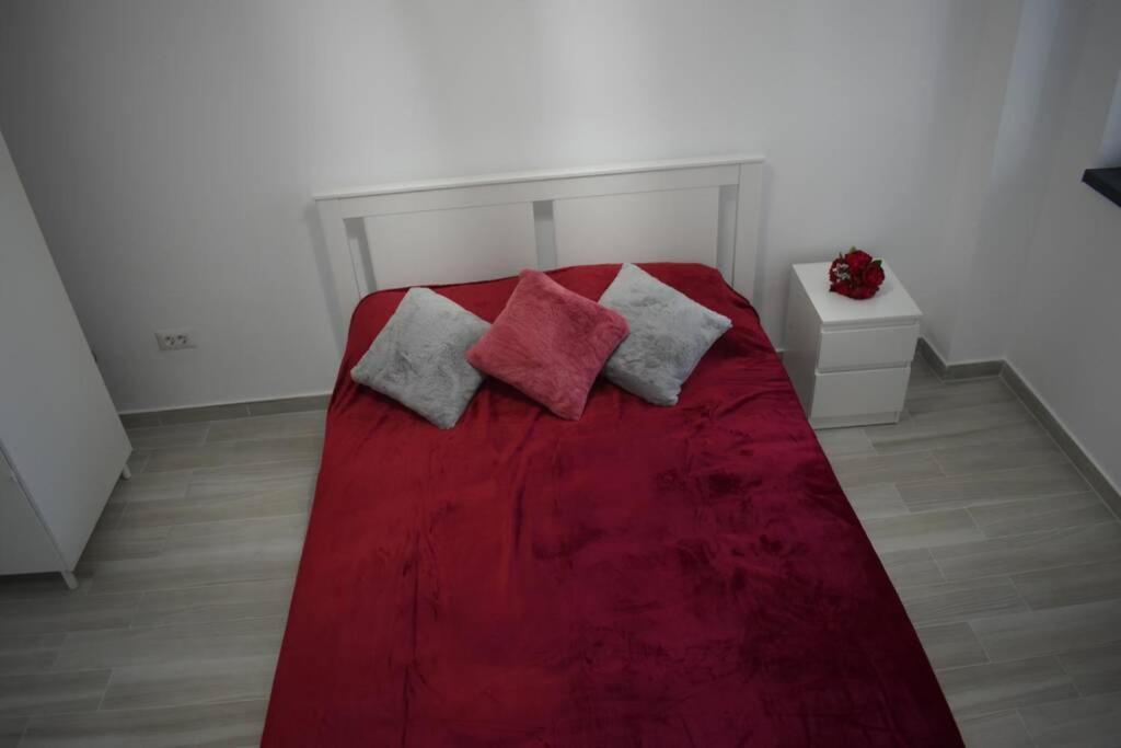 By The With A View Apartment Mamaia